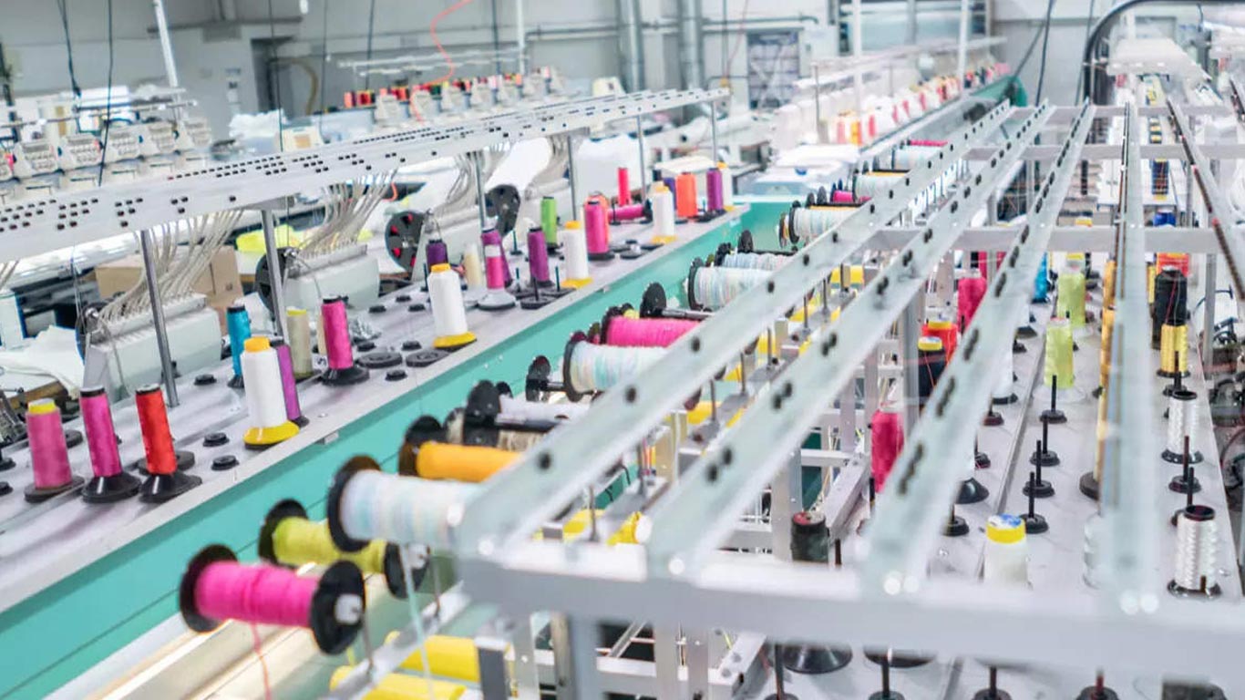 https://www.knnindia.co.in/uploads/newsfiles/TEXTILE-27-10-2023.jpg