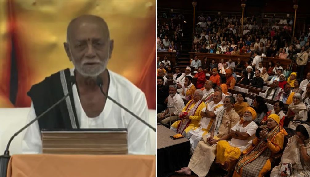 Morari Bapu at Sanders Theatre, Harvard University