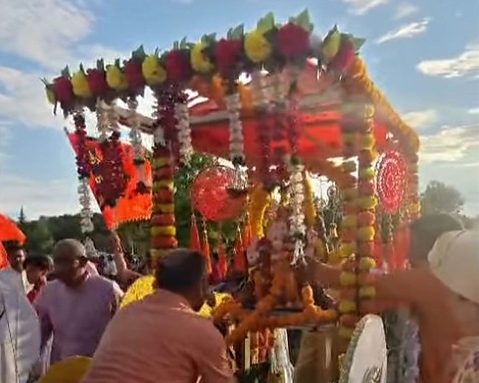 The decorated palkhi of Bhagwan Ganesha at the Visarjan