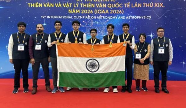 Four golds and a silver at the Astronomy Olympiad